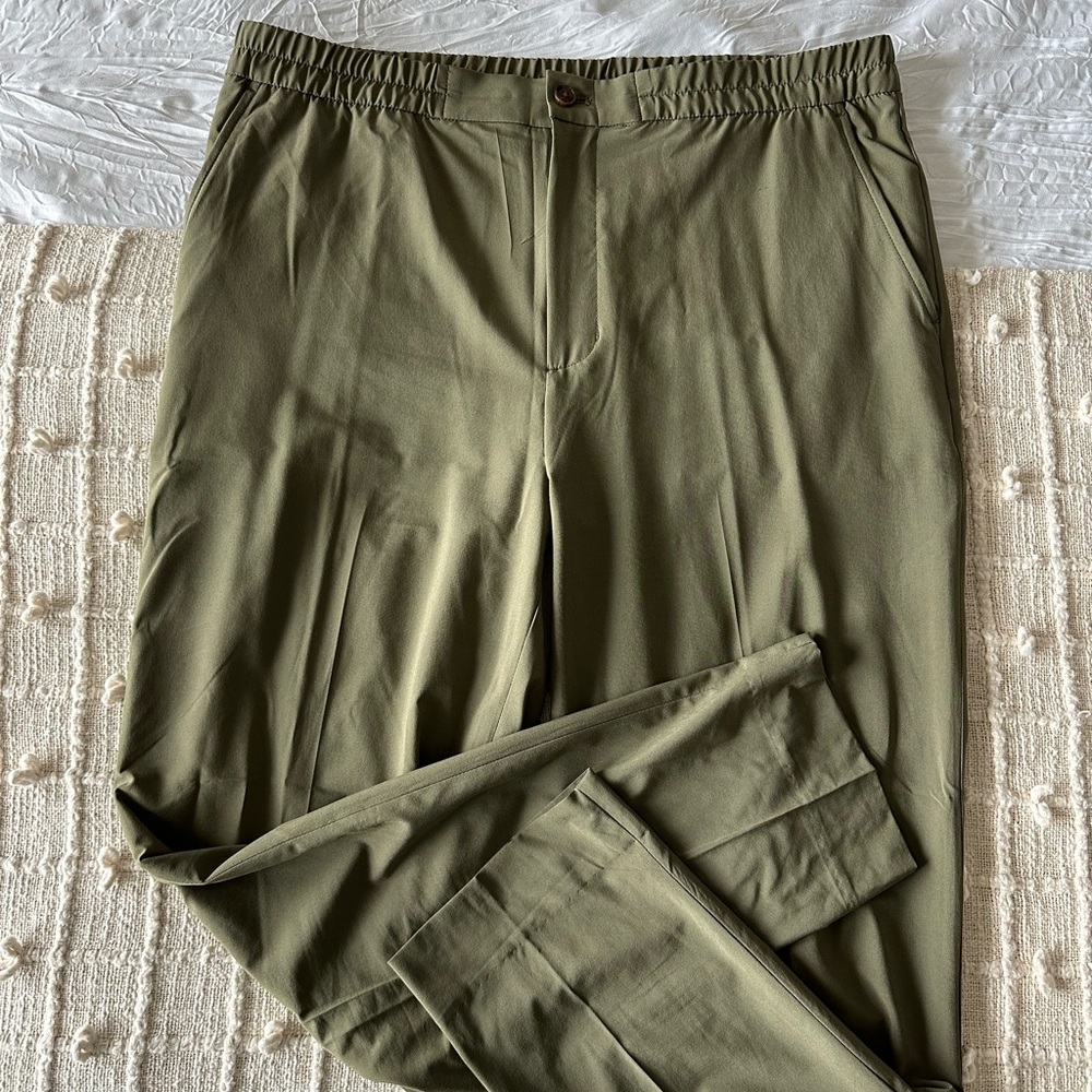 Banana Republic Airstretch High Rise Taper Pant